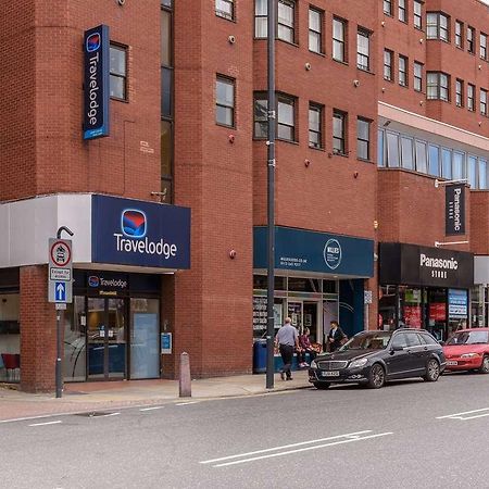 Travelodge Leeds Central Vicar Lane Екстериор снимка