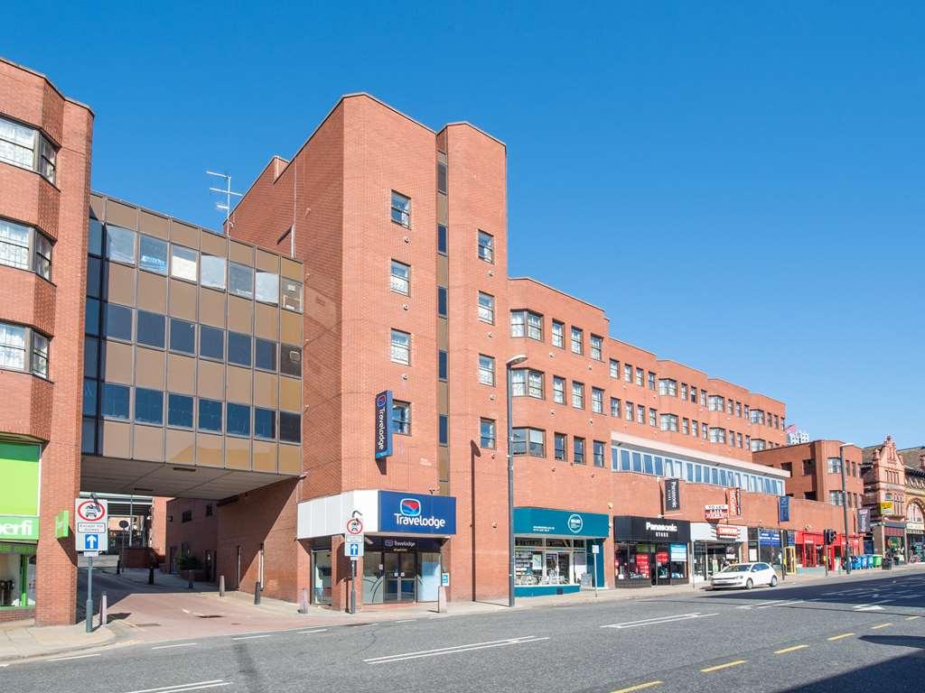 Travelodge Leeds Central Vicar Lane Екстериор снимка
