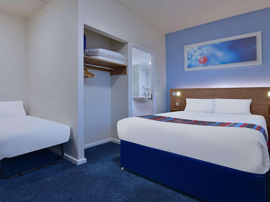 Travelodge Leeds Central Vicar Lane Стая снимка