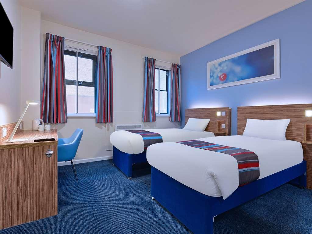 Travelodge Leeds Central Vicar Lane Стая снимка