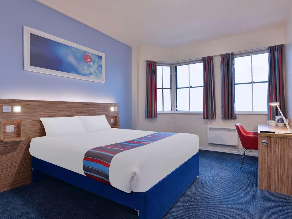Travelodge Leeds Central Vicar Lane Стая снимка