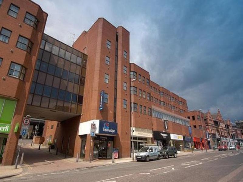 Travelodge Leeds Central Vicar Lane Екстериор снимка
