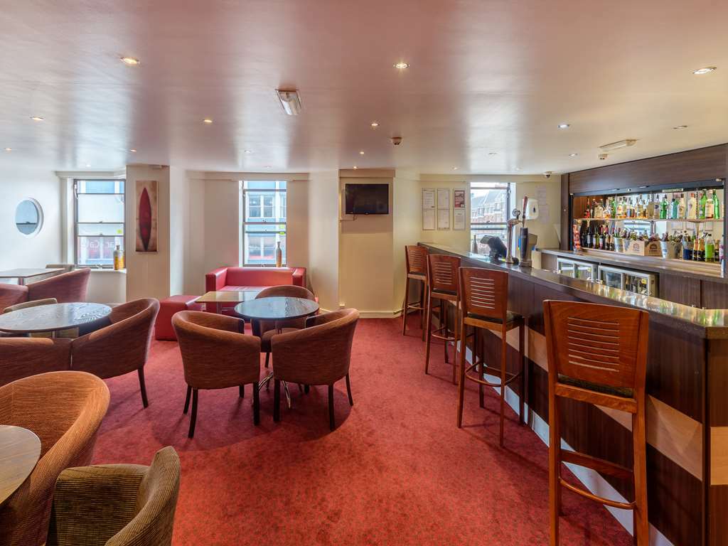 Travelodge Leeds Central Vicar Lane Ресторант снимка